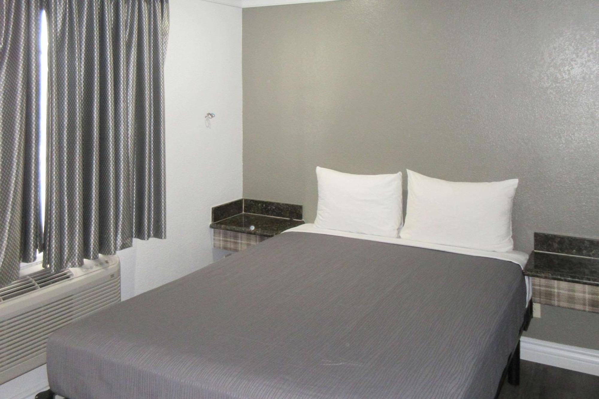 Rodeway Inn Commerce - Los Angeles Ngoại thất bức ảnh